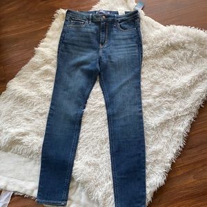 Hollister Jeans. High Rise Dark Wash. Size 9S.